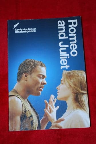 Cover of Romeo and Juliet